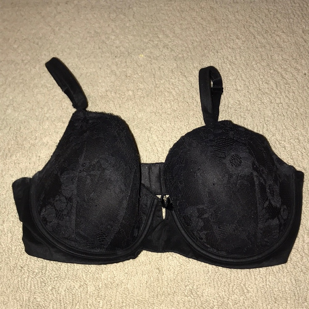 VS black body by Victoria lined demi 36DD